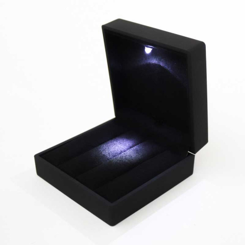 Футляр квадратный, серия "СЕВЕРНОЕ СИЯНИЕ". фото 7 Футляр квадратный, серия "СЕВЕРНОЕ СИЯНИЕ". фото 7