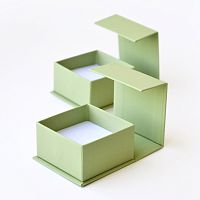 Футляр картонный с перекидной крышкой, серия "МАРК", 60х60х34 мм