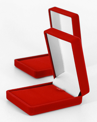 Футляр прямоугольный, серия "Классика", 60х75х31 мм. Красный