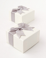 Футляр картонный с бантиком, серия 