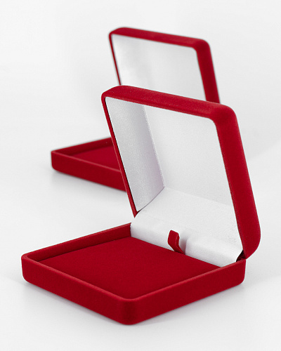 Футляр флокированный, квадратный, серия "Классика", 90х90х40 мм. Красный