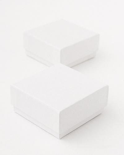 Футляр картонный без бантика, серия "ПОДАРОЧНАЯ", 75х75х35 мм. Белый+Чёрный
