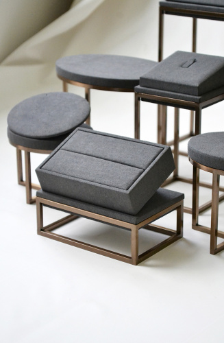 Комплект демонстрационного оборудования 547010-ЗГМБ (Замша ГРАФИТОВАЯ/Металл БРОНЗА ) фото 3