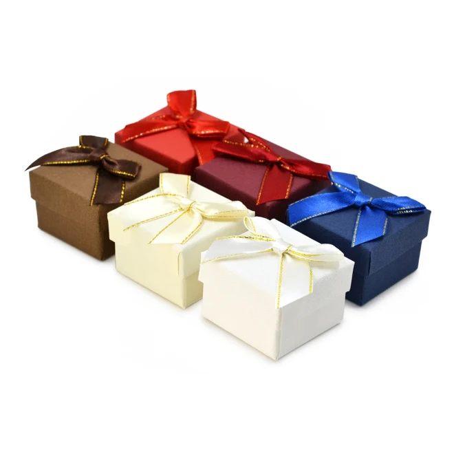 Футляр картонный квадратный, ассорти (6х4шт), серия «Подарочная» (№43), 50×50×35 мм